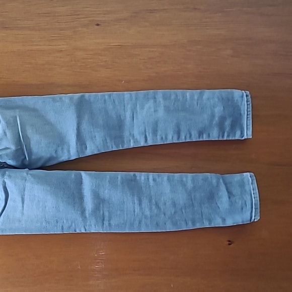 Jordache Super Skinny Jeans - Picture 5 of 5